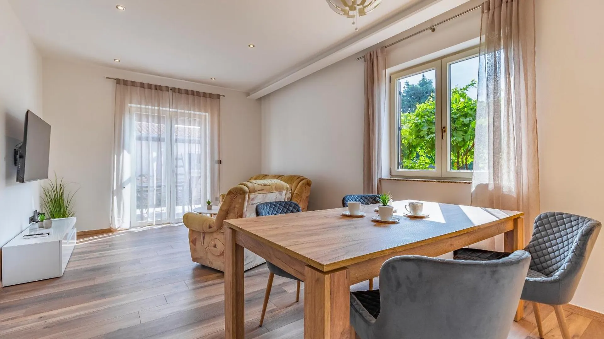 Apartment Valter Medulin