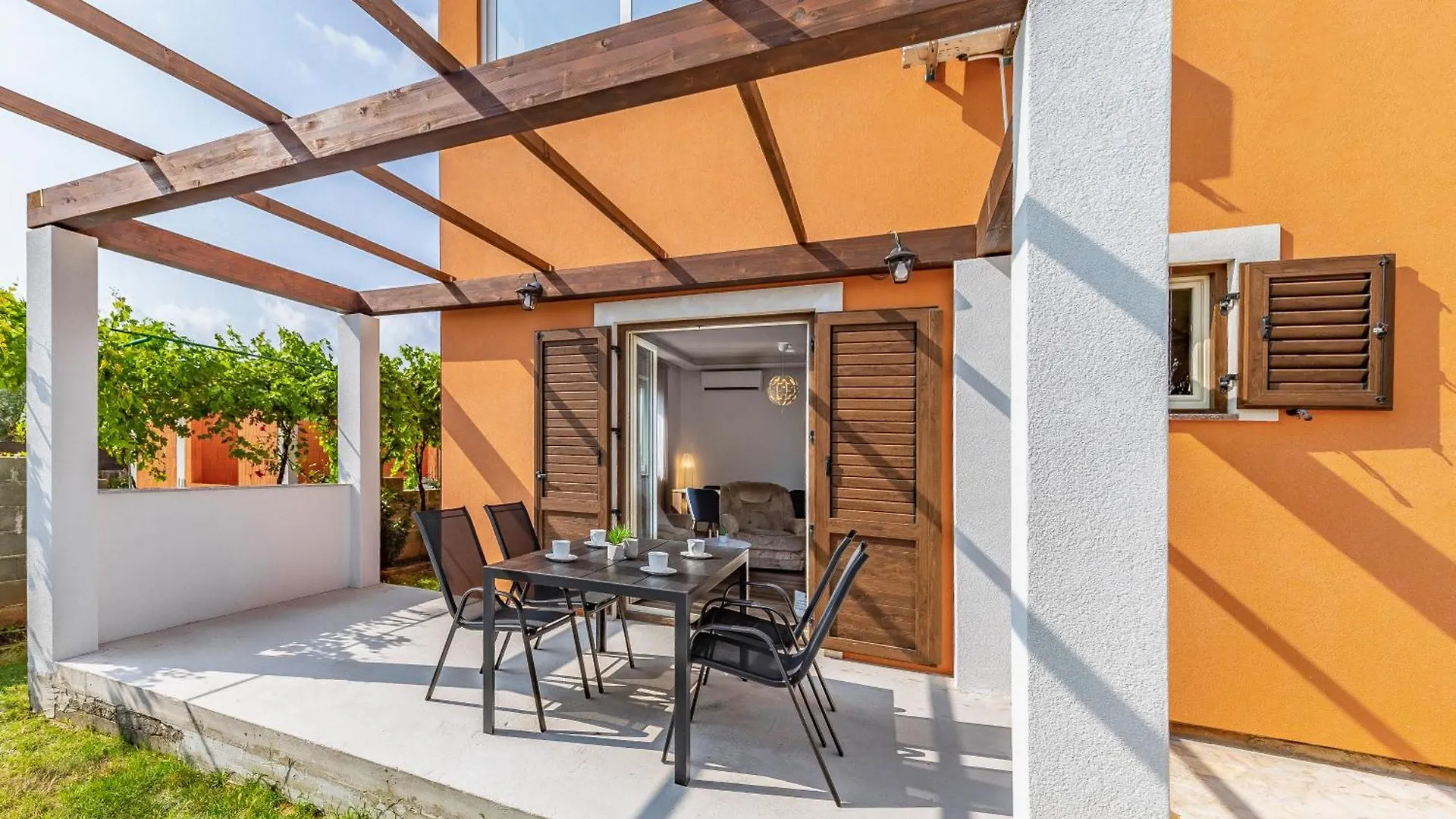 Apartment Valter Medulin 0*,  Croatia